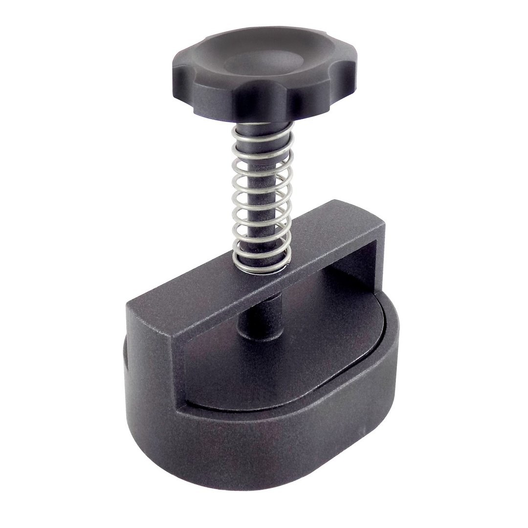 Oval Steak Mold 9 x 12.5 cm — Fischer France